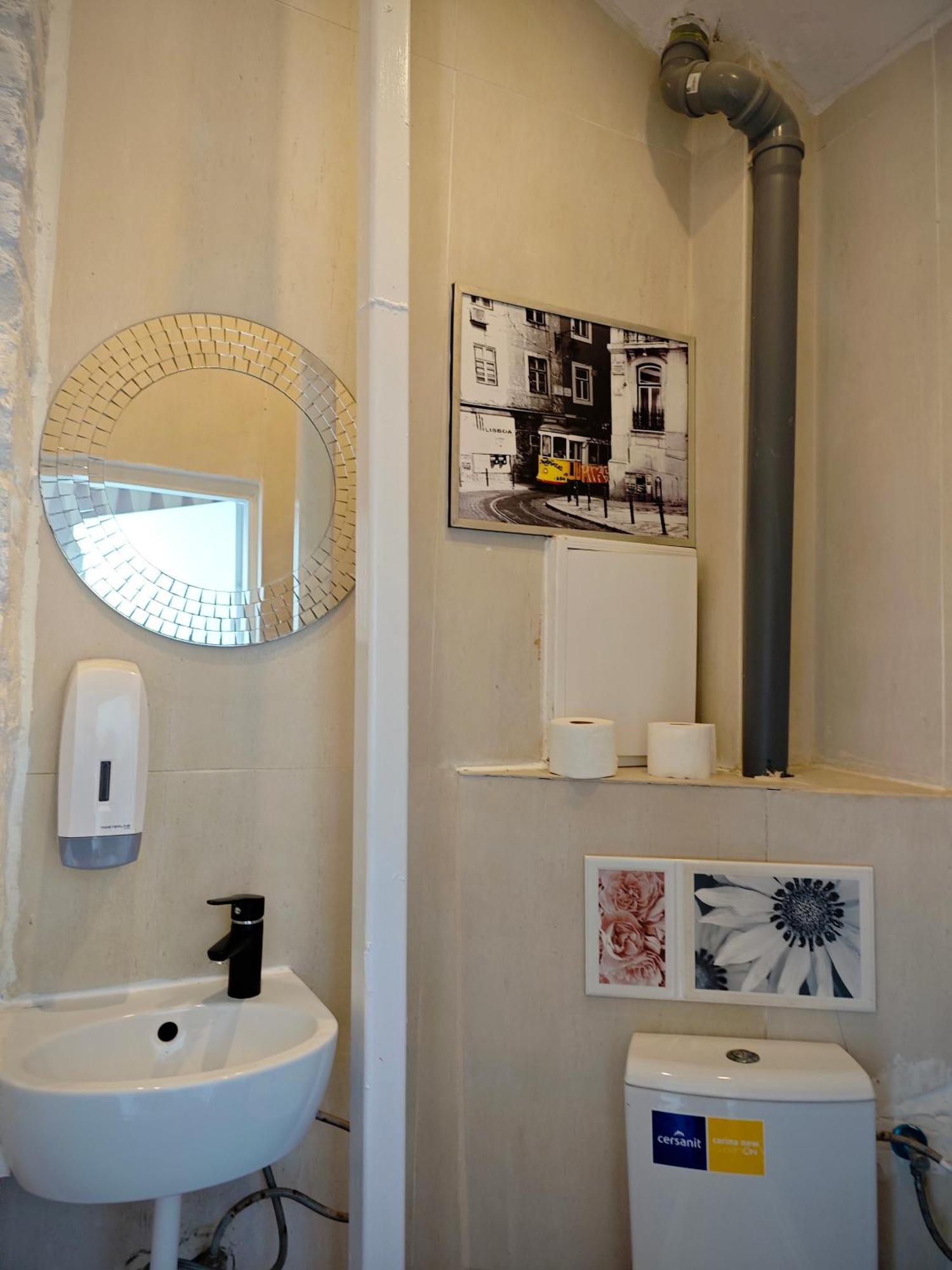 Apartamenty Hoza Attic Studio Varşovia Cameră foto
