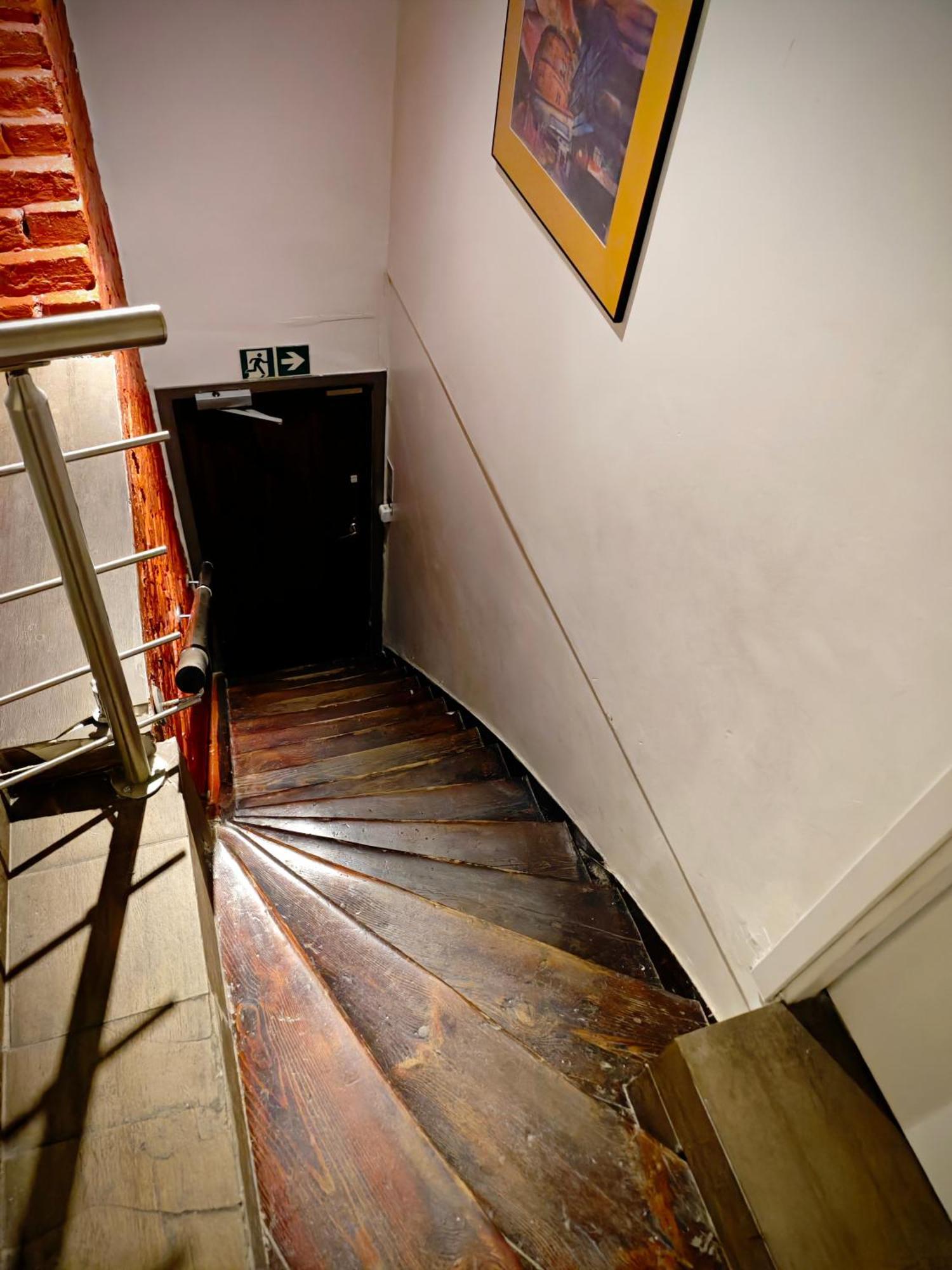 Apartamenty Hoza Attic Studio Varşovia Exterior foto