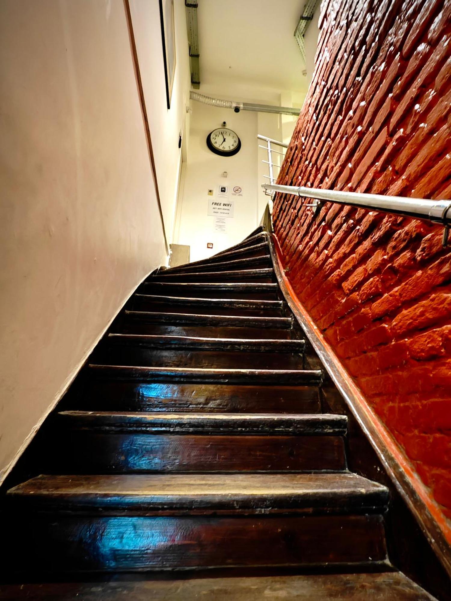 Apartamenty Hoza Attic Studio Varşovia Exterior foto