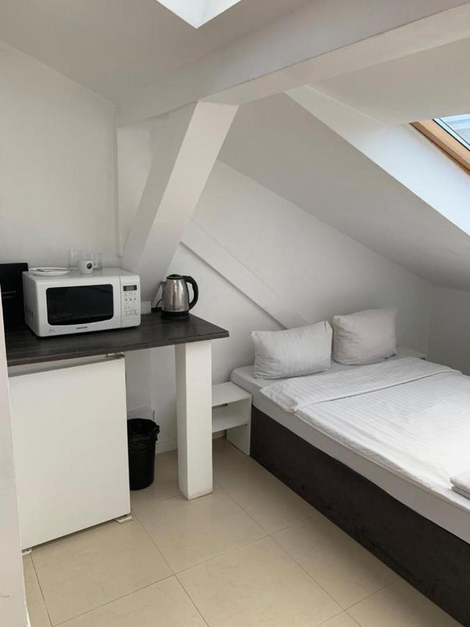 Apartamenty Hoza Attic Studio Varşovia Exterior foto